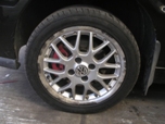 2 piece BBS wheel with corosion and polished rim before repair